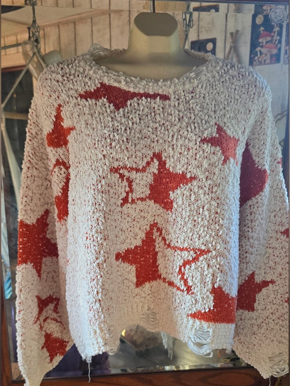 POL Clothing Distressed Star Print Oversized Knit Pullover Sweater Size: Small